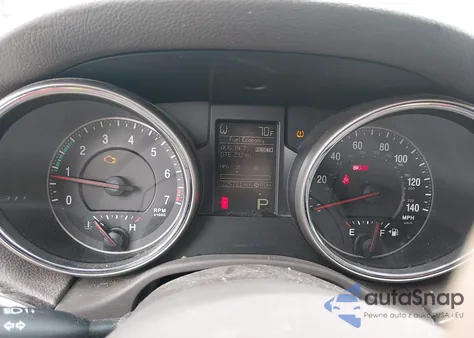 2011 Jeep Grand Cherokee Laredo z USA, uszkodzony, nr VIN 1J4RS4GG6BC568695